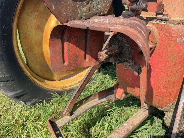 massey-ferguson-101-image-33
