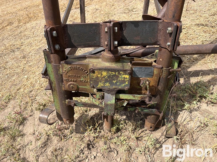 1952-continental-cable-operated-3-pt-post-hole-digger-image-10