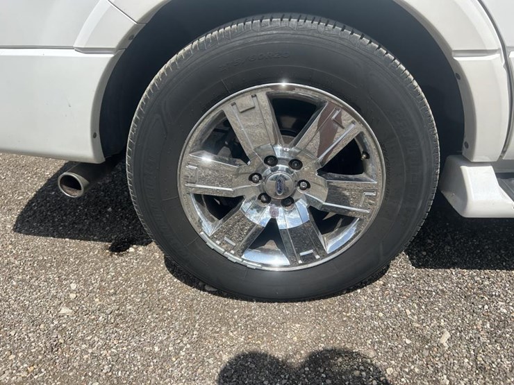 2009-ford-expedition-limited-image-19