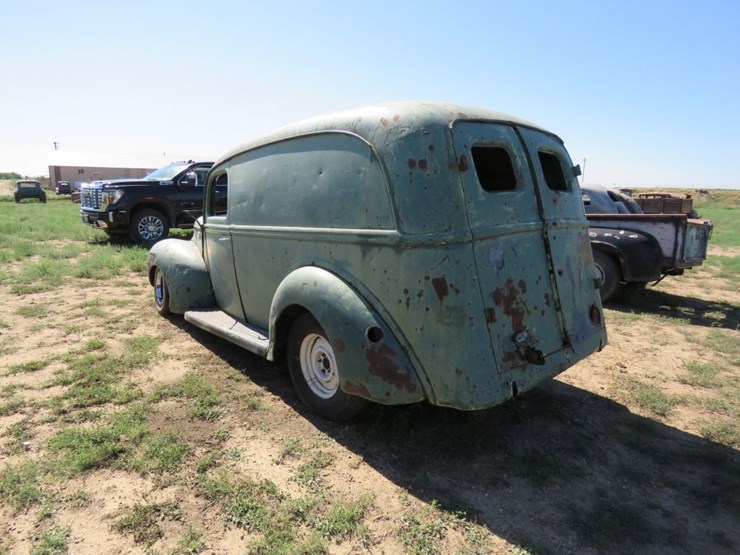 1941-ford-1/2-ton-panel-truck-image-6