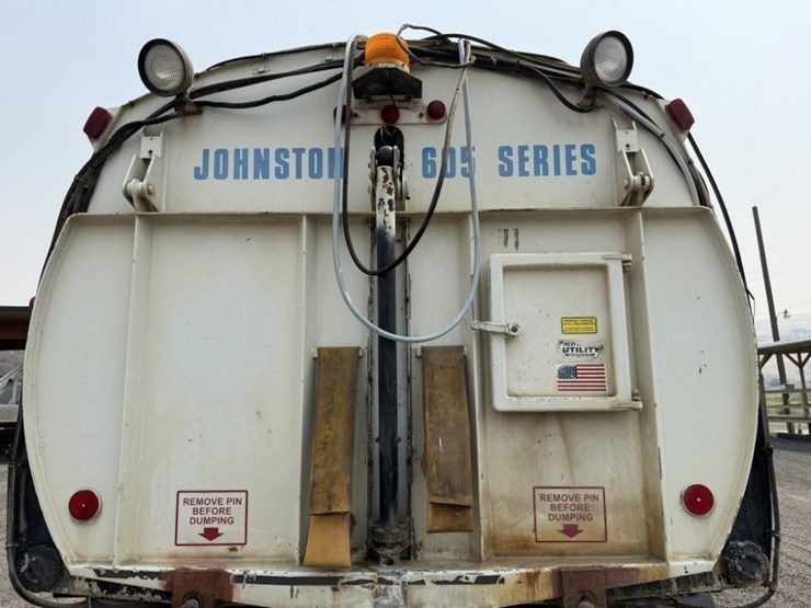 2001-johnston-605-image-28