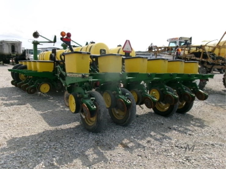 1995-john-deere-7200-image-12