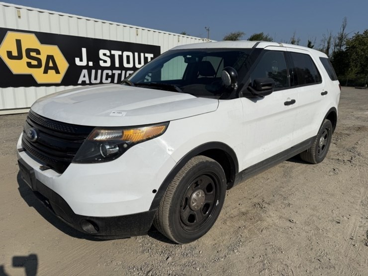 2015-ford-explorer-image-1