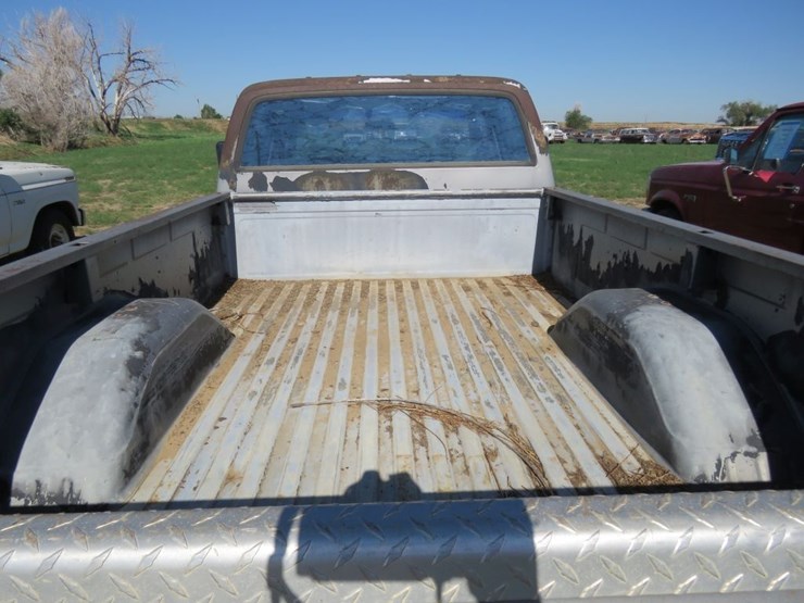 1988-chevrolet-30-image-11