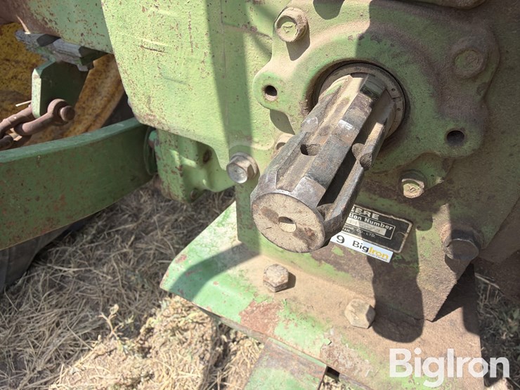 1984-john-deere-1050-image-19