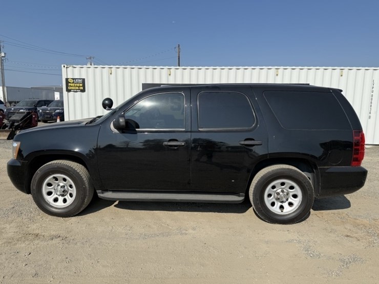 2013-chevrolet-tahoe-image-7
