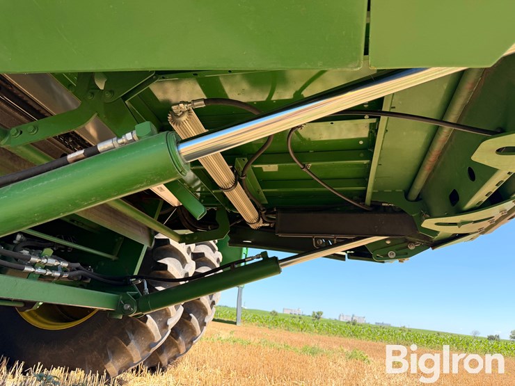 2011-john-deere-9770-sts-image-18