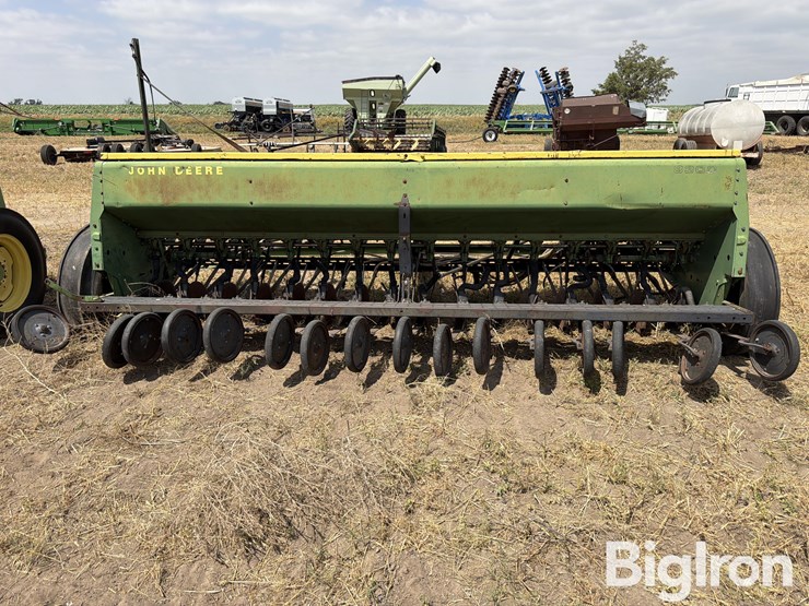 john-deere-8300-image-6