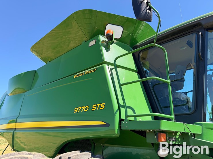 2011-john-deere-9770-sts-image-13