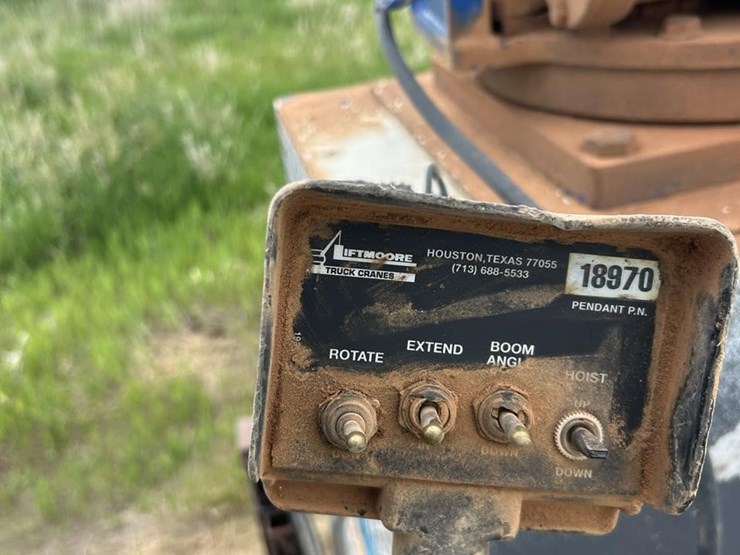 2003-international-durastar-4300-image-38