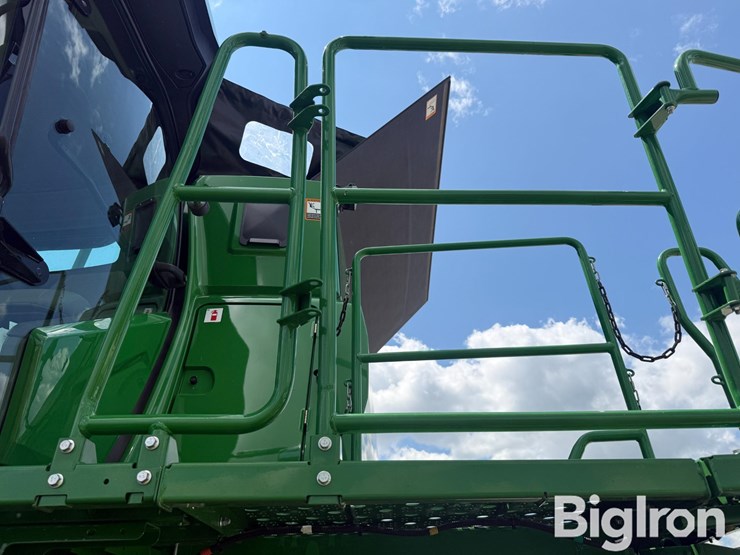 2025-john-deere-s7-800-image-15
