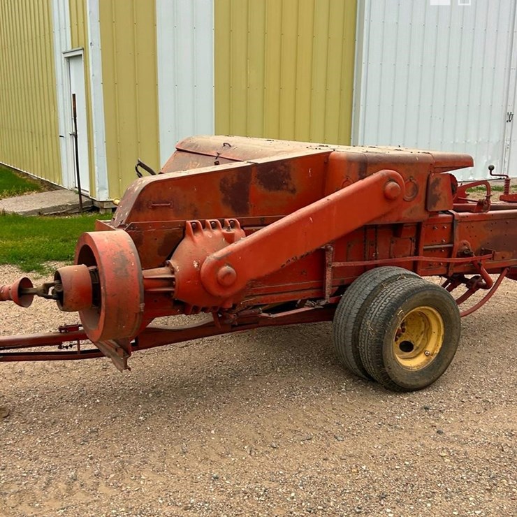 NEW HOLLAND 282