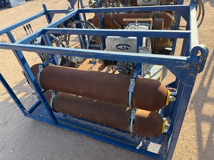 3k-wp-2-bottle-accumulator-nitrogen-backup-/-test-skid-p/b-kubota-actv-diesel-engine-image-6