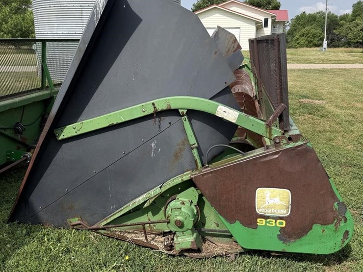 1985-john-deere-230r-image-16