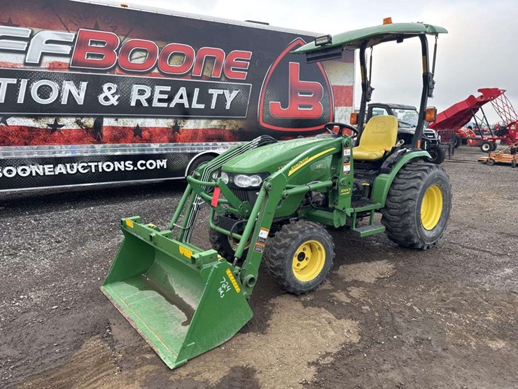 john-deere-2720-image-1
