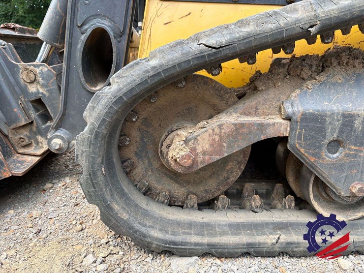 new-holland-c227-image-16