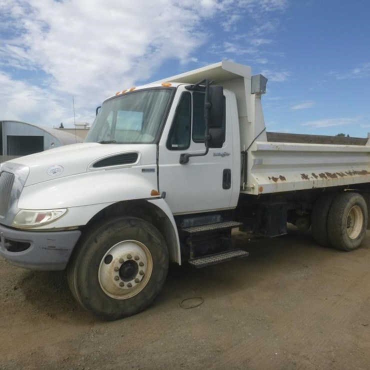 2013 INTERNATIONAL DURASTAR 4300