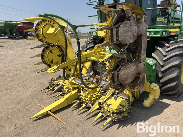 2014-john-deere-698-image-1