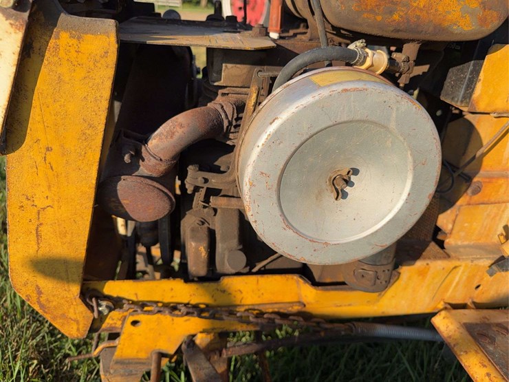 cub-cadet-147-image-37