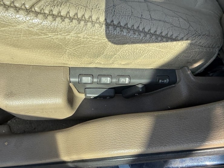2003-volvo-xc70-image-22