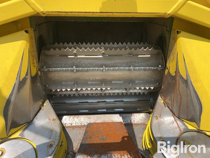 2014-john-deere-698-image-12