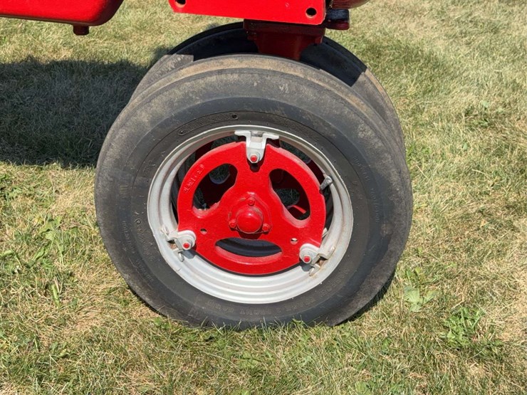 farmall-200-image-17
