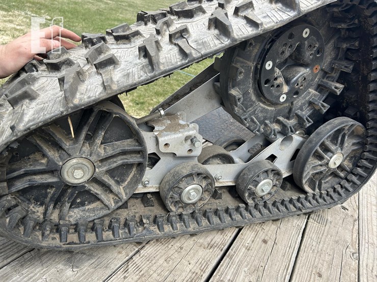 4x-trek-commander-tracks-image-9