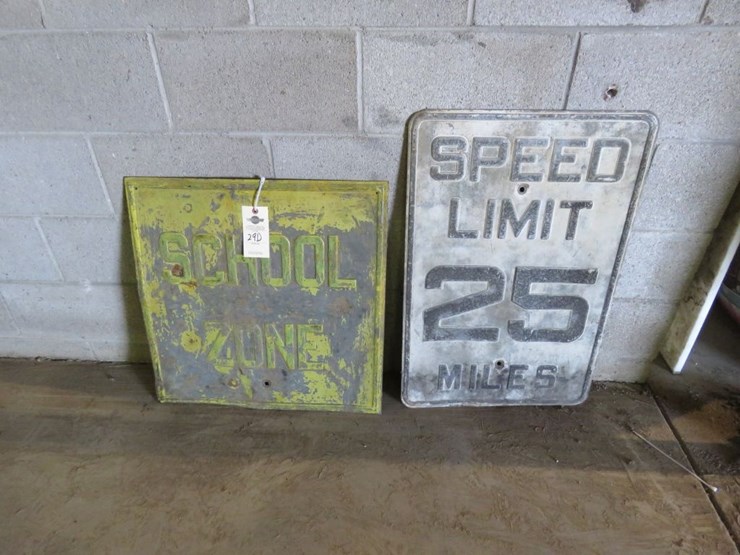 street-sign-group-image-1