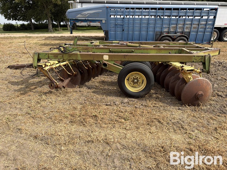 john-deere-t0330-image-8