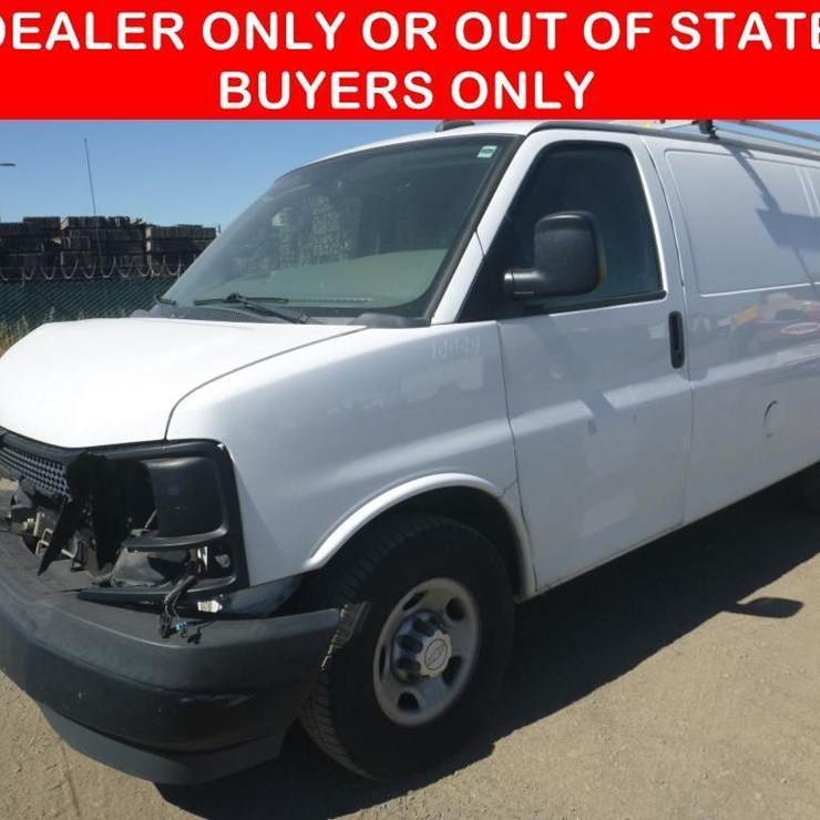 2017 CHEVROLET EXPRESS 2500