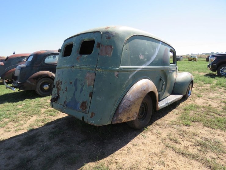 1941-ford-1/2-ton-panel-truck-image-8