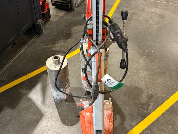 2022-husqvarna-dms240-core-drill-rig-10"-bit-max-image-2