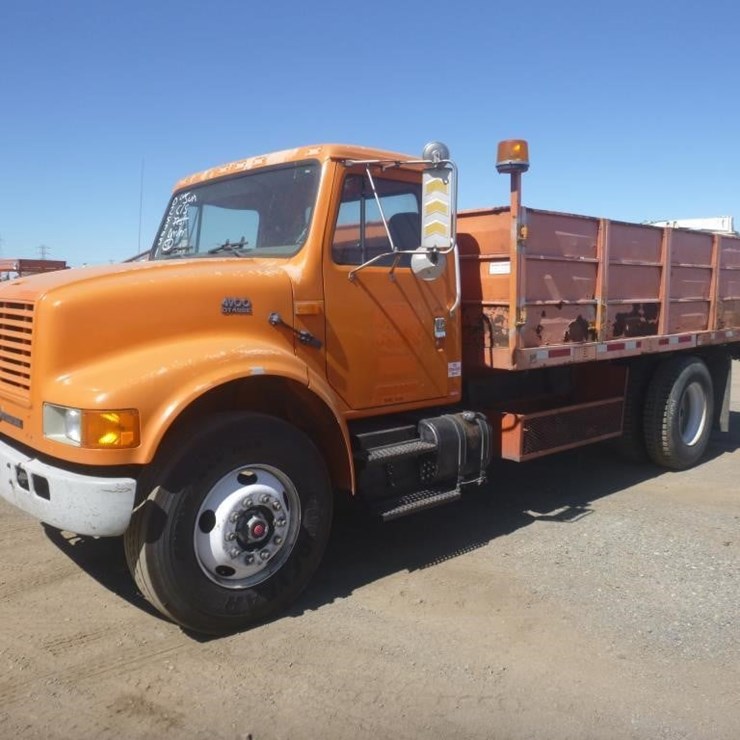 1997 INTERNATIONAL 4900