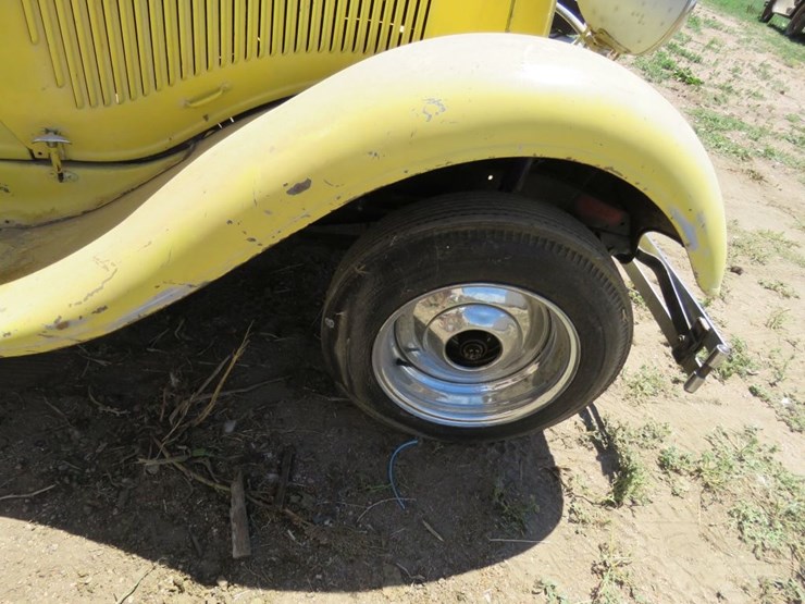 1933-plymouth-coupe-image-10