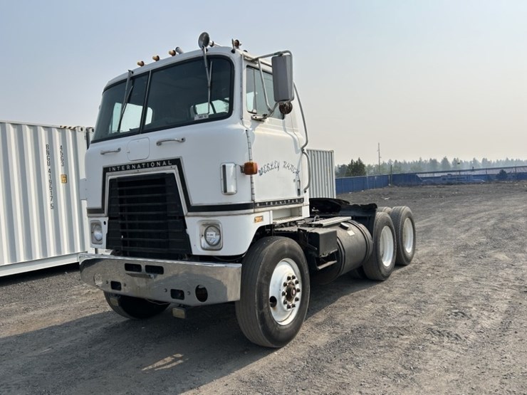 1976-international-transtar-ii-image-1
