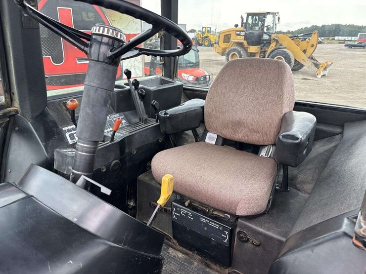 john-deere-4640-image-17