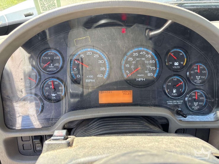 2019-international-workstar-7300-image-46