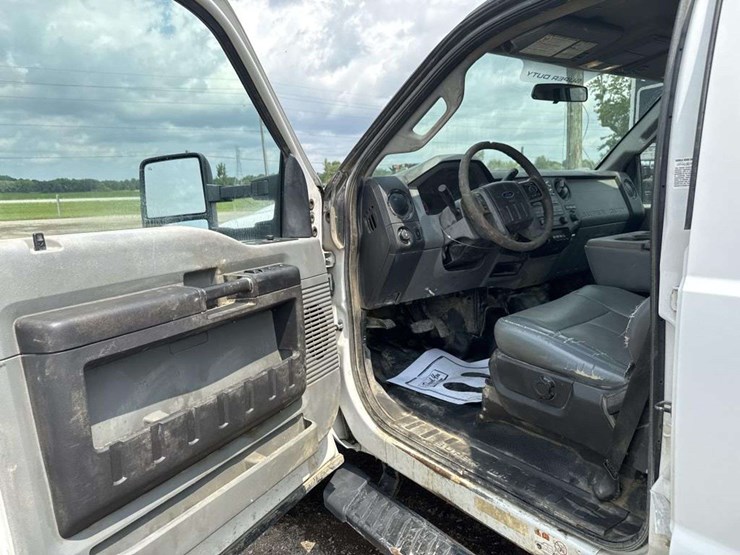 2015-ford-f450-image-12