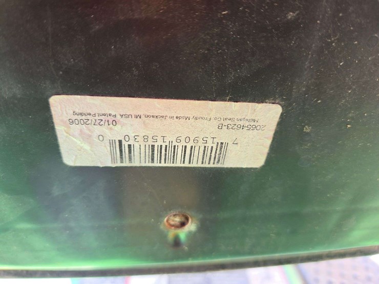 2006-john-deere-145a-image-14