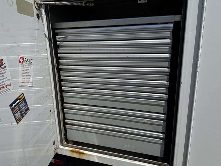 2019-ford-f550-image-13