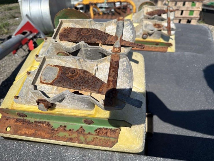 john-deere-7000-image-7