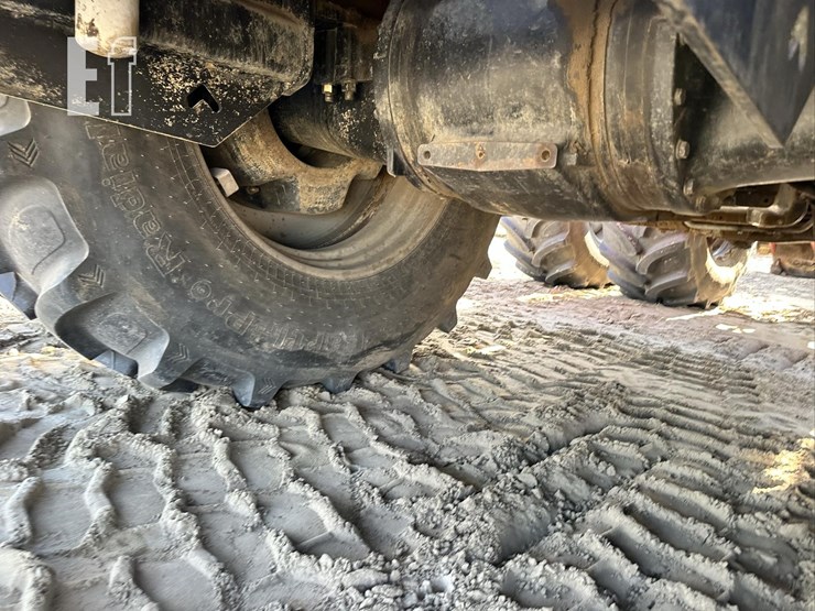 2010-case-ih-steiger-485-image-52
