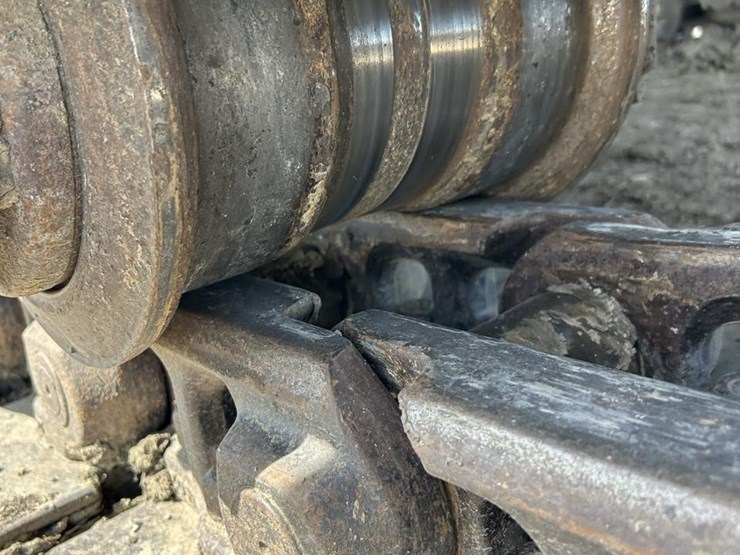 2002-komatsu-pc600-lc-6-image-17