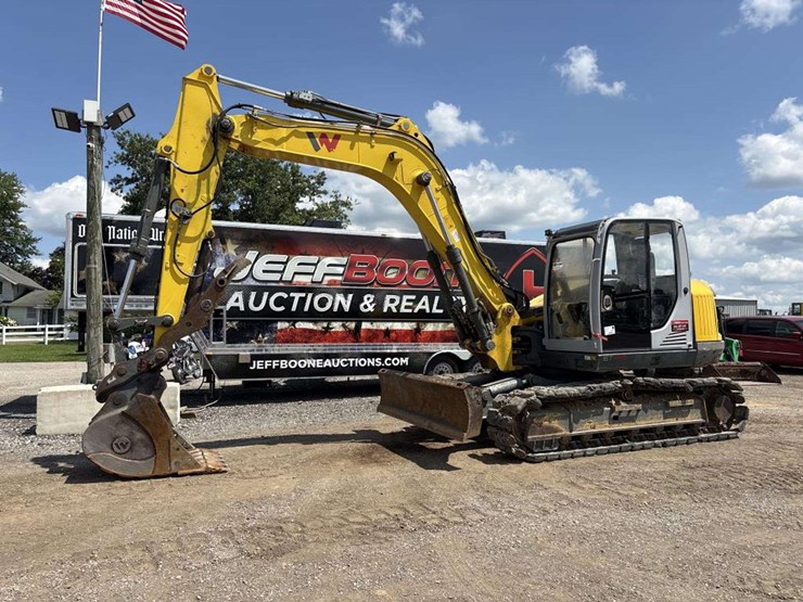 2019-wacker-neuson-et145-image-1