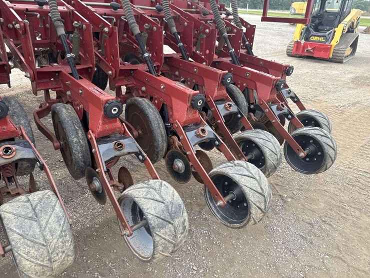 case-ih-5500-image-13