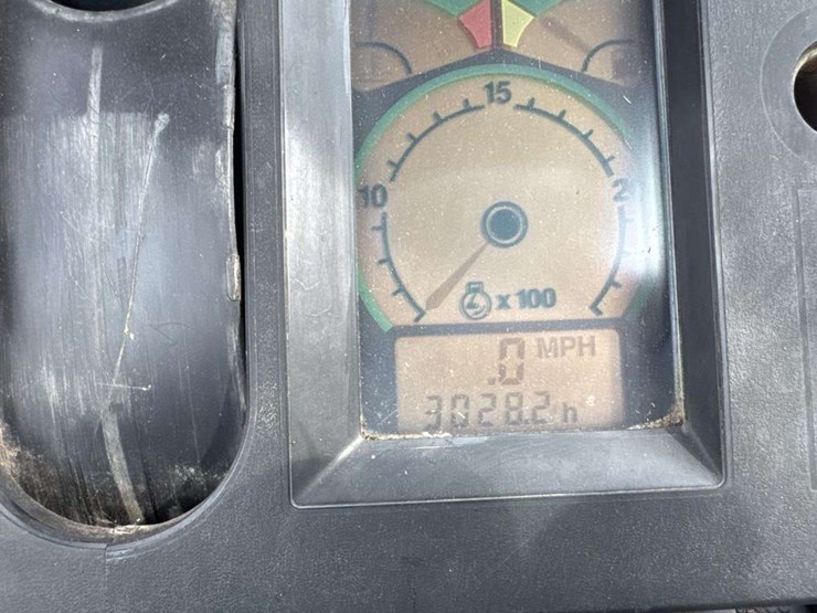 john-deere-4560-image-19