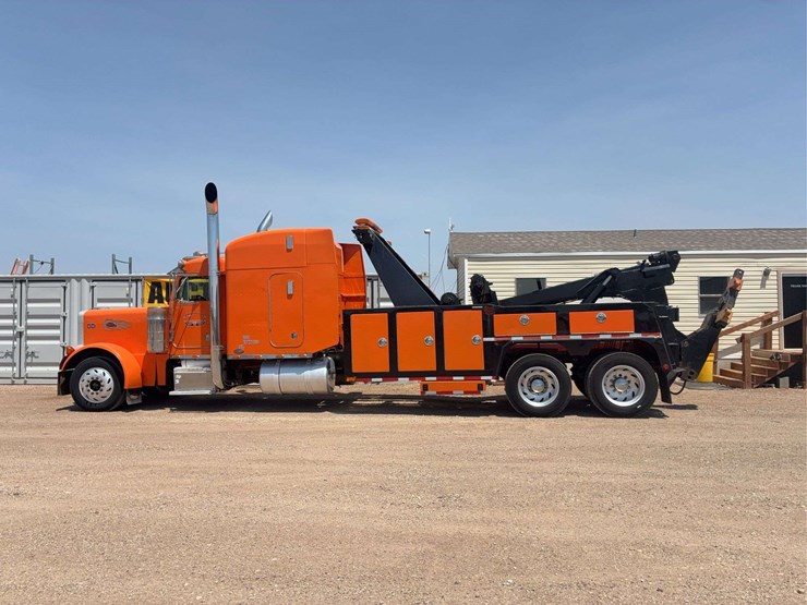 1998-peterbilt-379-image-5