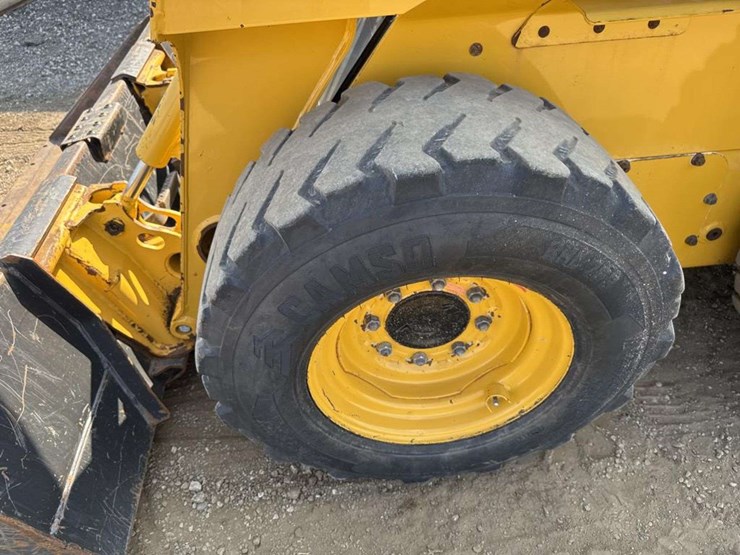 john-deere-250-image-7