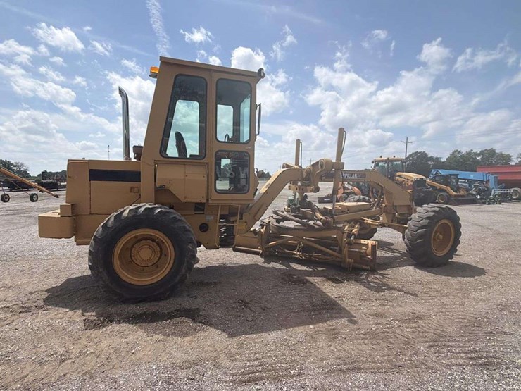 caterpillar-r80-image-6