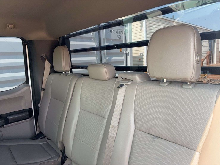 2019-ford-f150-lariat-image-24